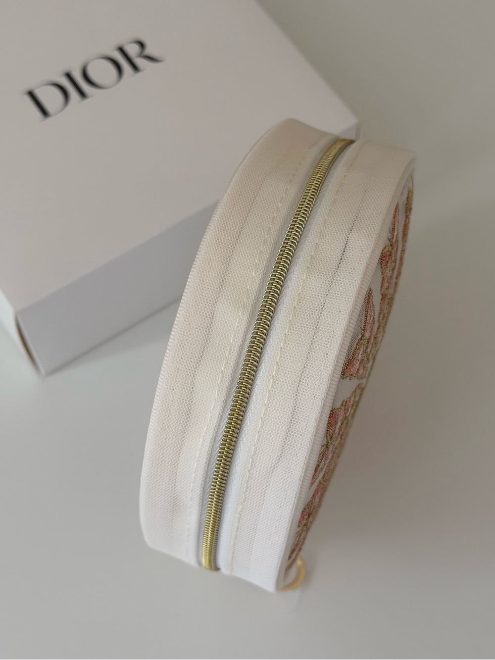 NWT Dior Beauty Mother’s Day Edition Trousse Pouch - Picture 2 of 13